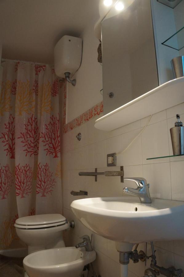 B&B Occhi Di Mare Кастелламмаре-ди-Стабия Экстерьер фото